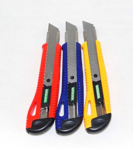 世界小商品之都的中國義烏,主要是一家專業(yè)飾品,精品,日用百貨批發(fā)
